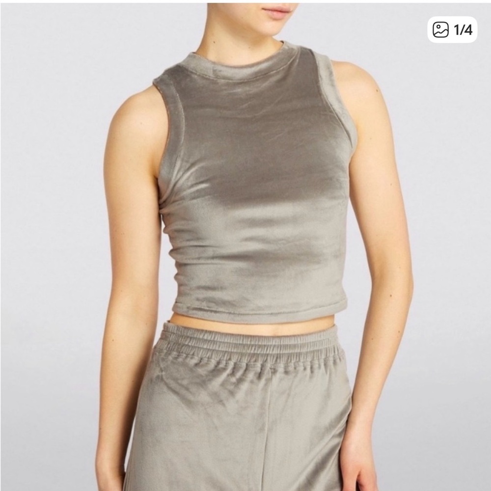 SKIMS Sleeveless Velvet Crop Set-Top& Pants in Taupe Gray